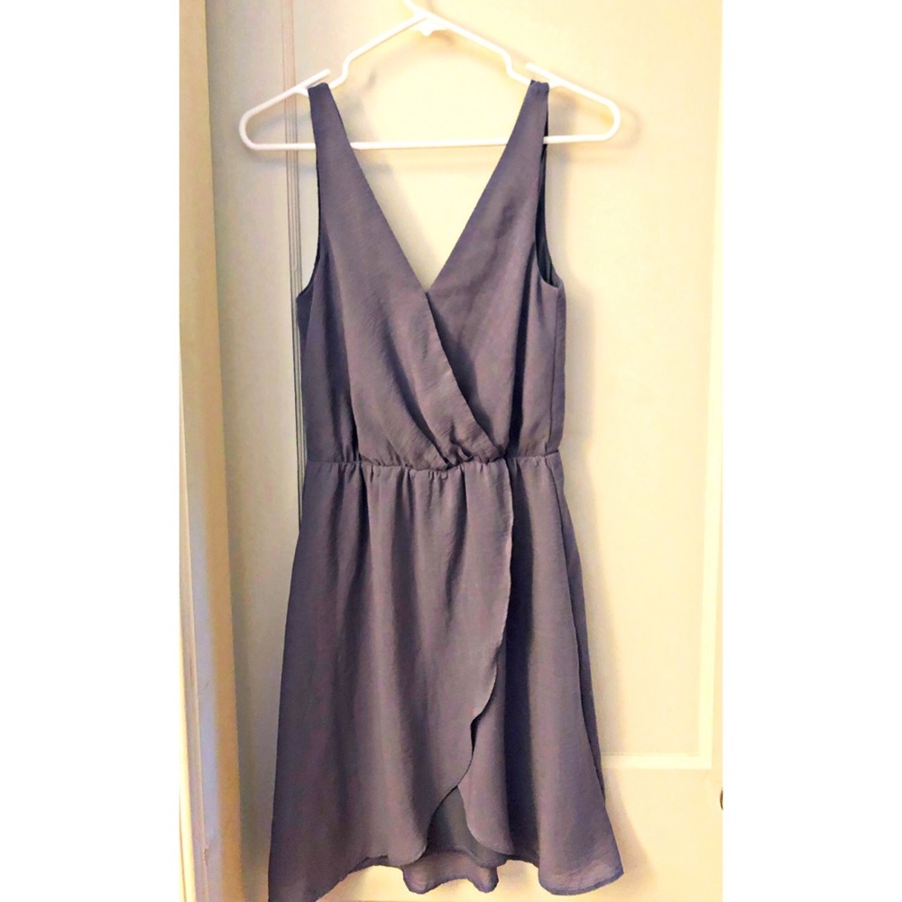 H&M grey/purple v-neck dress with lining